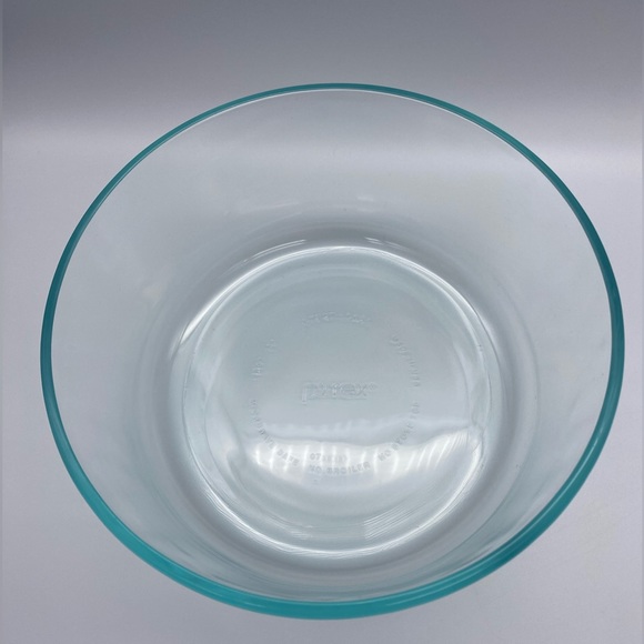 Set of 4 Pyrex Nesting Bowls Blue Tinted - Picture 3 of 10